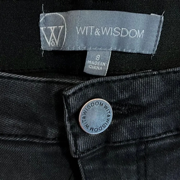 Wit & Wisdom Ab’Solution Black skinny jeans - 8 - Picture 2 of 12